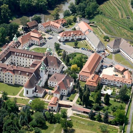 Gaestehaeuser St. Marienthal Marienthal  Zewnętrze zdjęcie